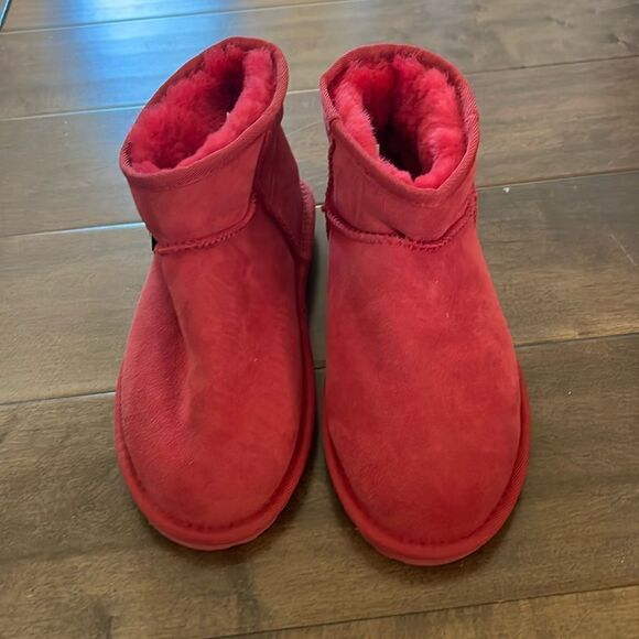 Free People Emu Australia Stinger Sheepskin Shearling Micro Boot Pink US 8 NWOB - Picture 1 of 6
